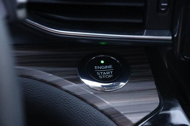 Used 2021 Ford Explorer Limited w/ Hybrid Equipment Group 310A AWD/4WD image 17