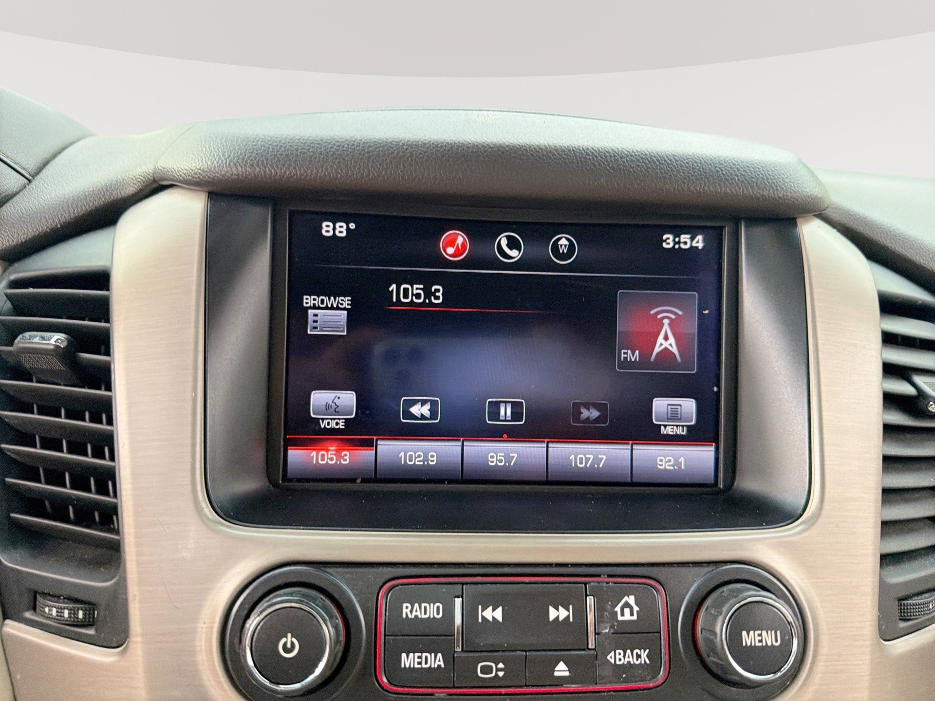 Used 2015 GMC Yukon Denali w/ Premium Package AWD/4WD image 12
