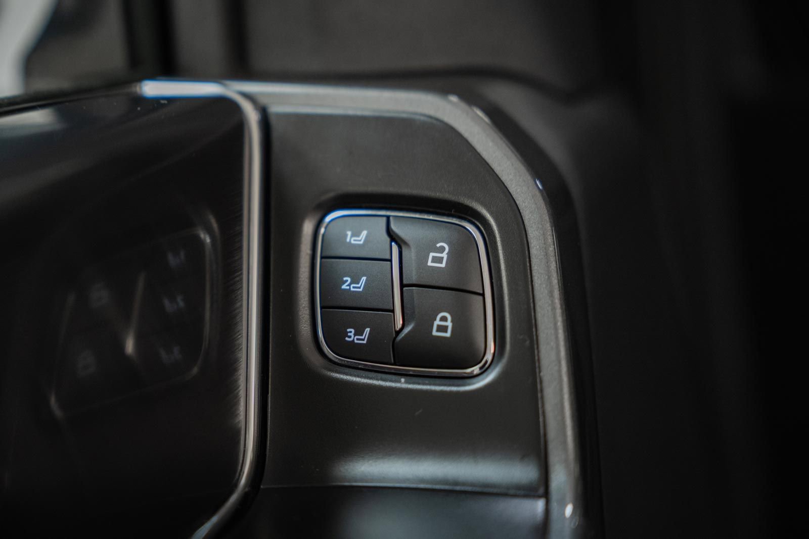 Used 2023 Ford F150 Lariat w/ Equipment Group 502A High image 51