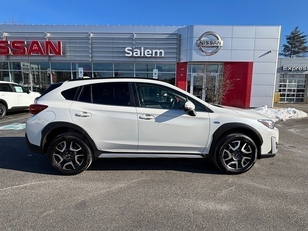 Used 2023 Subaru Crosstrek Hybrid image 2