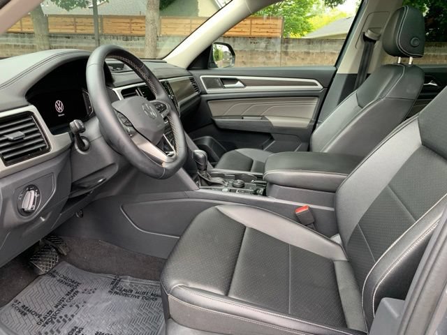 Used 2023 Volkswagen Atlas SE AWD/4WD image 13