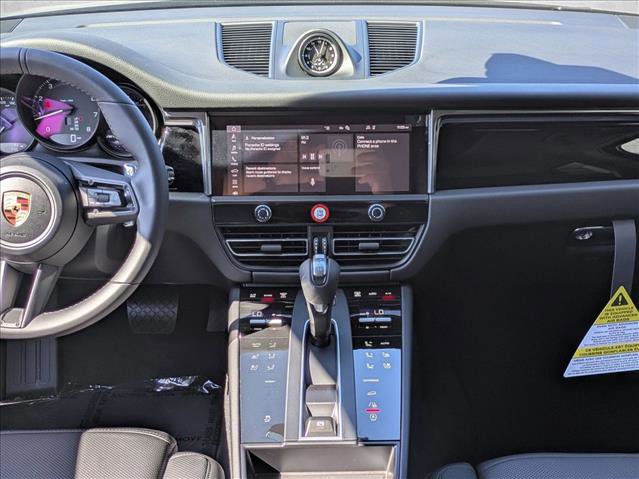 New 2026 Porsche Macan image 20