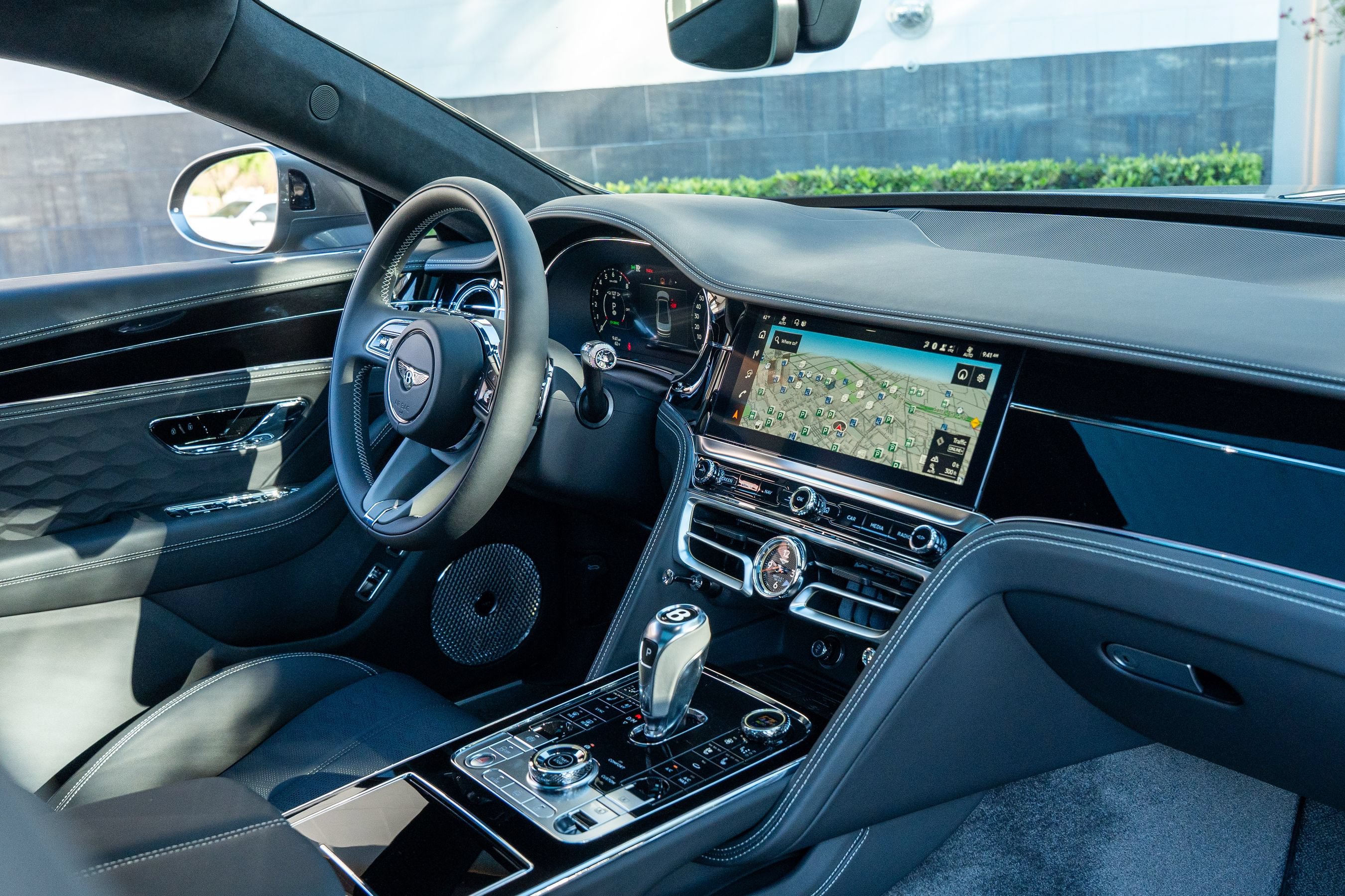 Certified 2025 Bentley Flying Spur Plug-In Hybrid AWD/4WD image 66