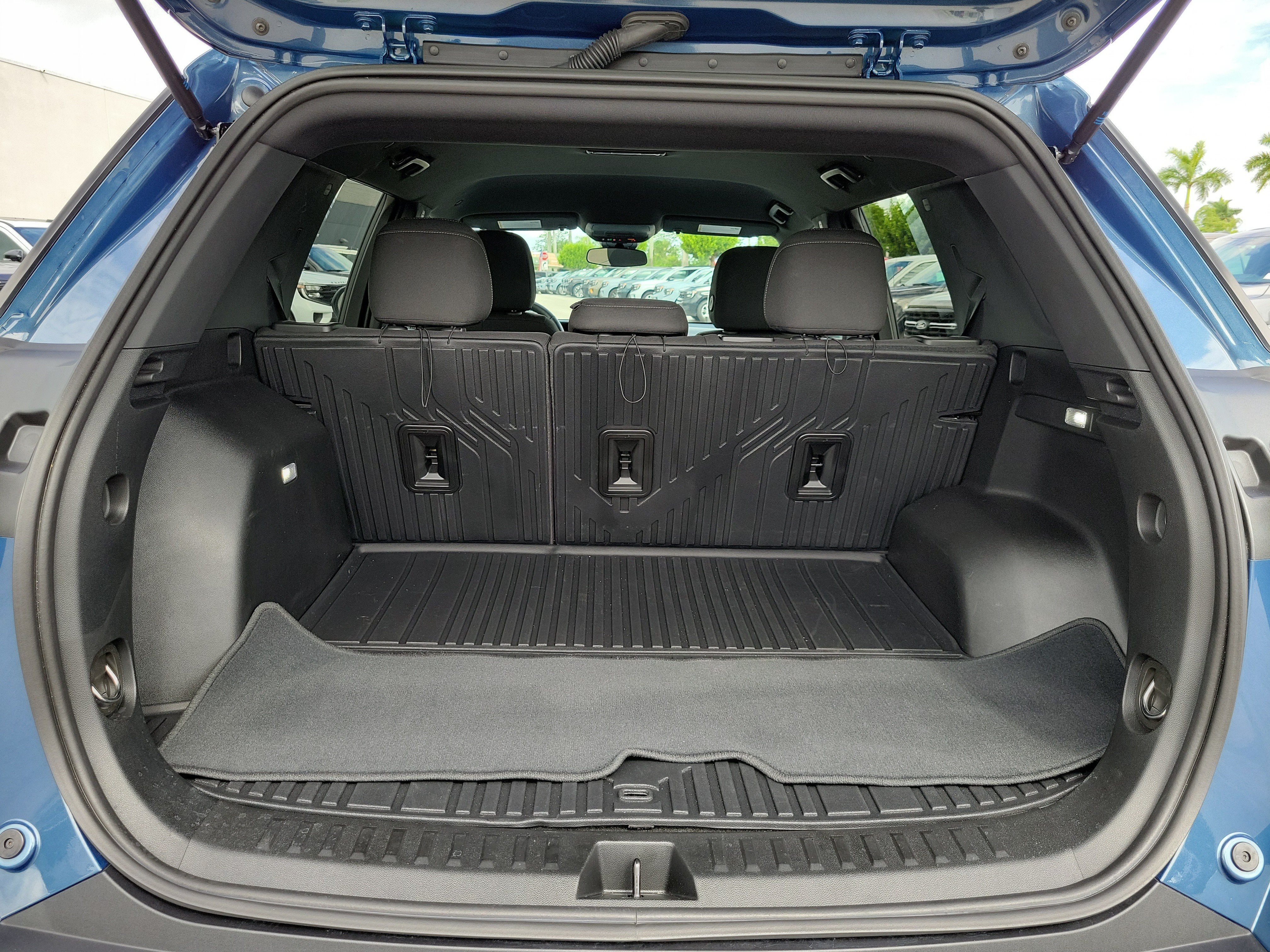 Used 2026 Chevrolet Equinox LT FWD image 15