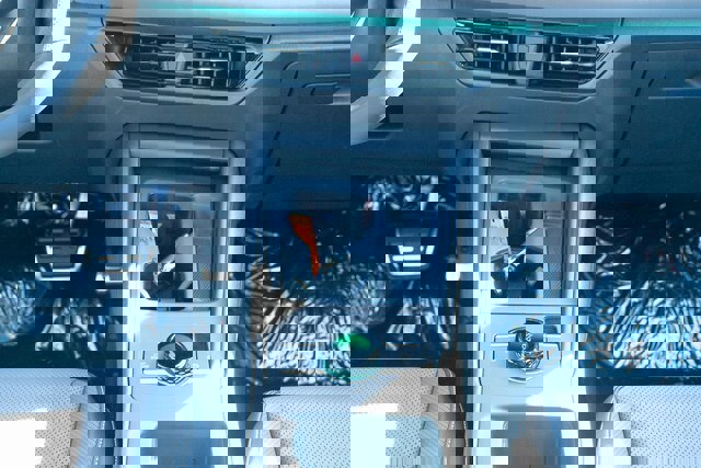 New 2026 Volkswagen Tiguan SE R-Line image 32