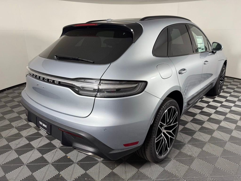 New 2026 Porsche Macan image 7