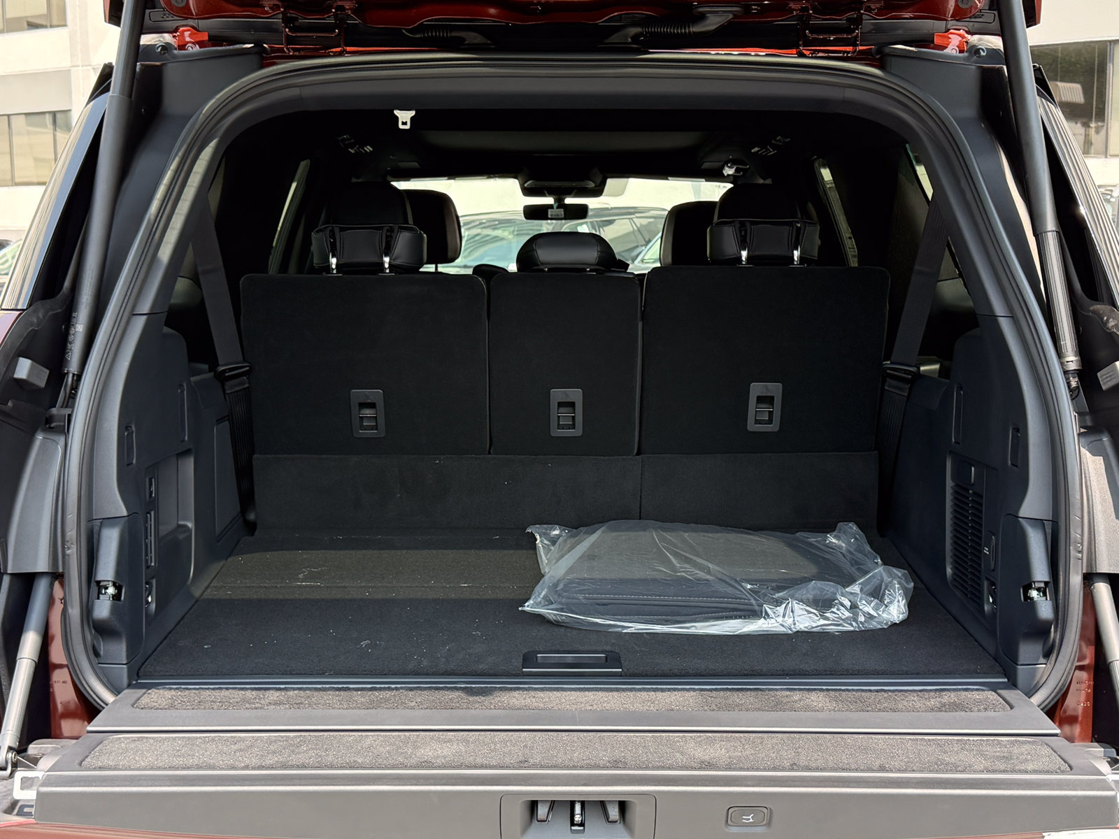 New 2027 Lincoln Navigator L Reserve w/ Jet Appearance Package AWD/4WD image 19