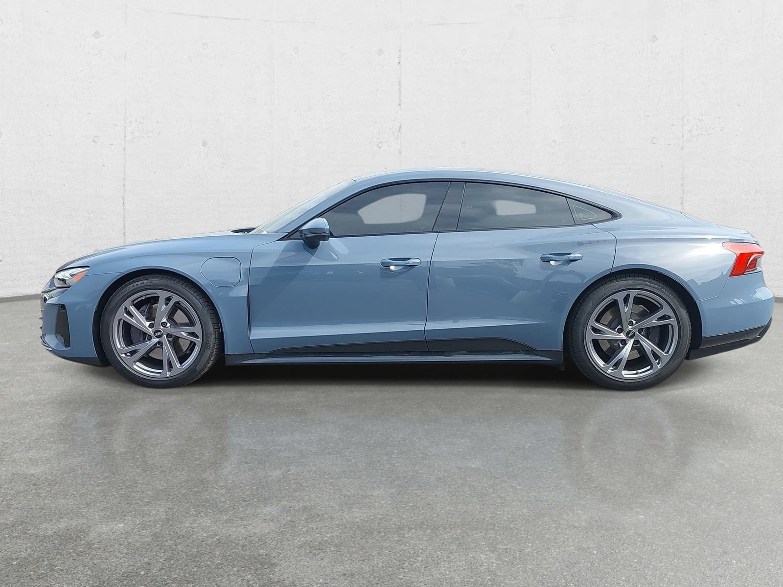 Certified 2023 Audi e-tron GT Premium Plus AWD/4WD image 8