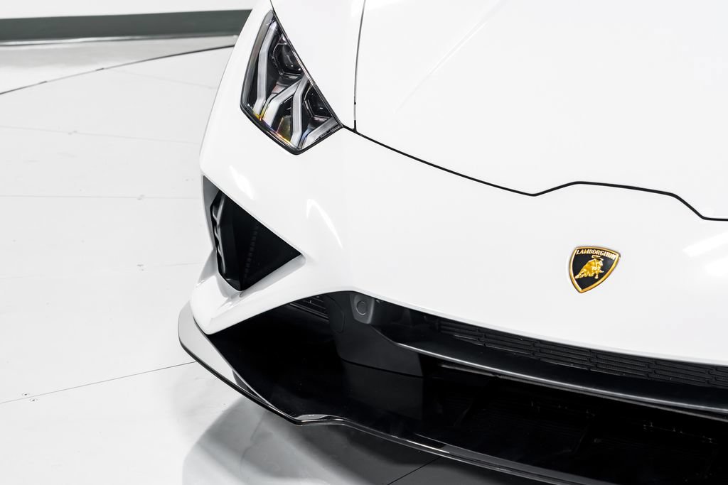 Used 2023 Lamborghini Huracan EVO RWD image 45