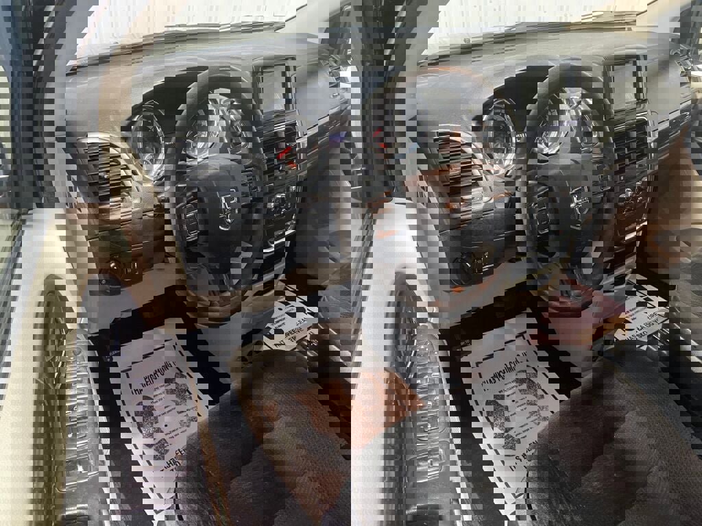 Used 2019 Dodge Grand Caravan SE image 6