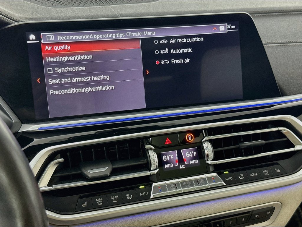Used 2019 BMW X7 xDrive40i w/ M Sport Package AWD/4WD image 16