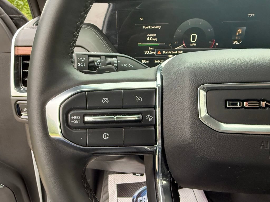 Used 2025 GMC Yukon XL Denali AWD/4WD image 31