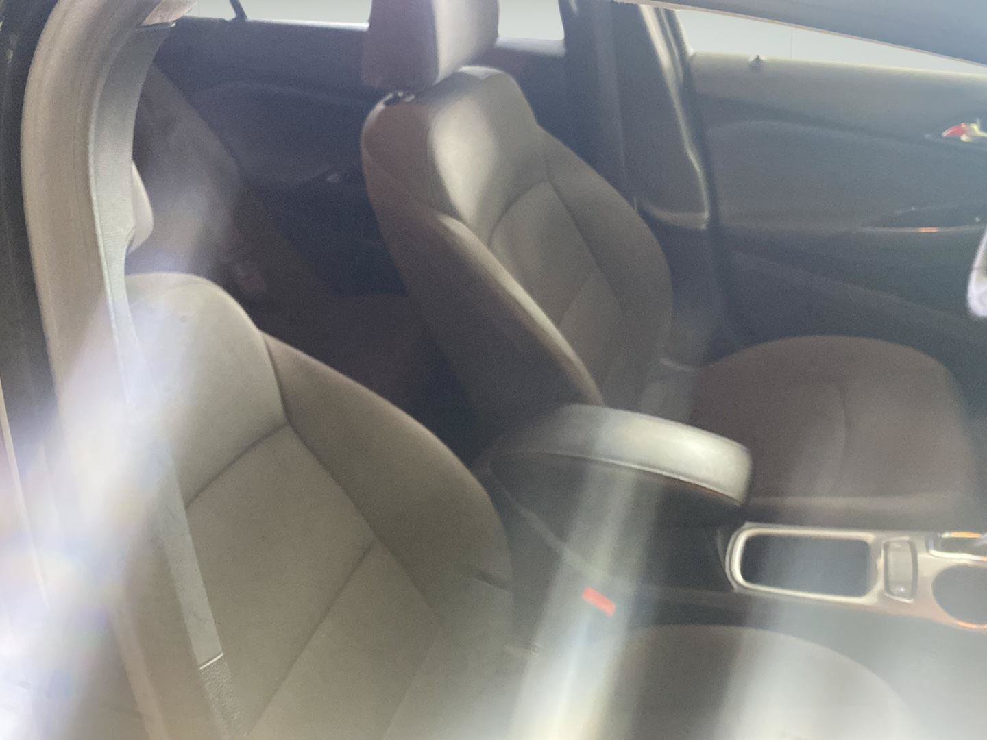 Used 2019 Chevrolet Cruze LT FWD image 36