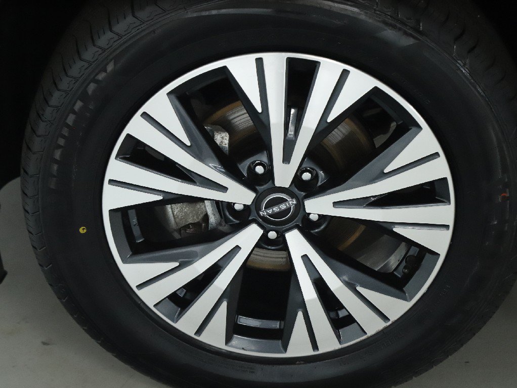 Certified 2023 Nissan Rogue SV AWD/4WD image 39