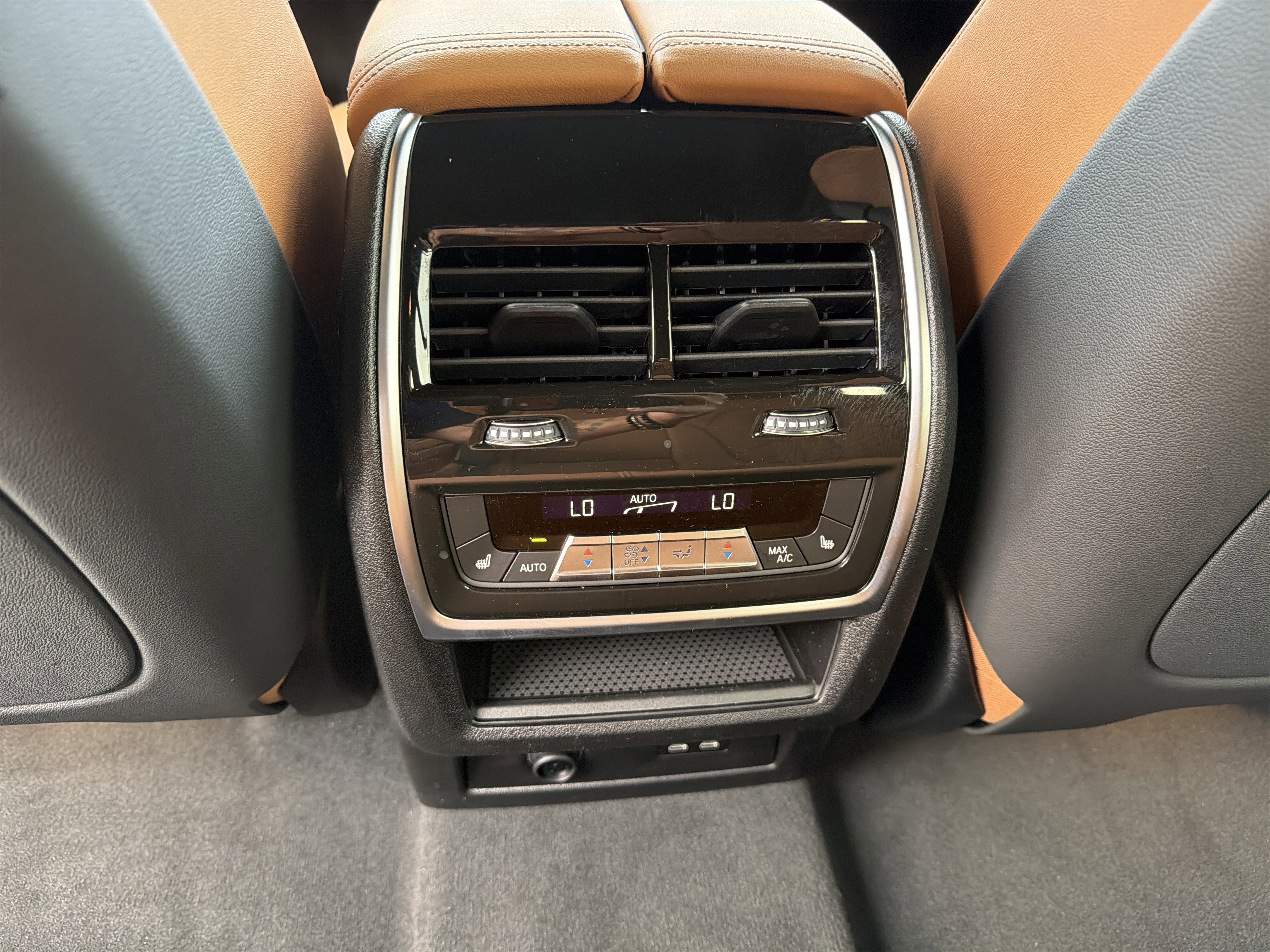 New 2026 BMW X5 sDrive40i RWD image 3