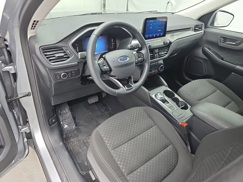 Used 2023 Ford Escape Active image 15