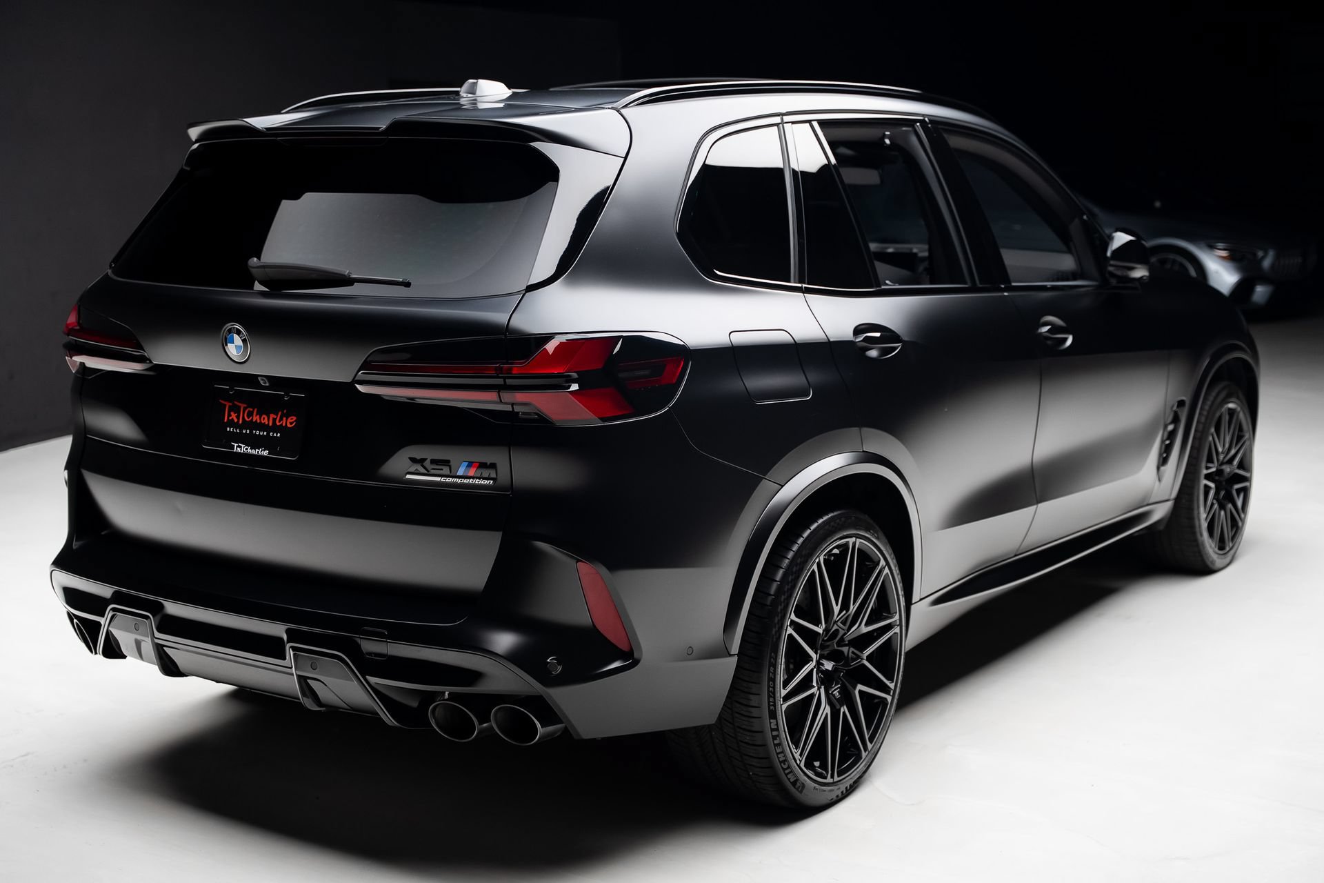 Used 2024 BMW X5 M Competition w/ Executive Package AWD/4WD image 35
