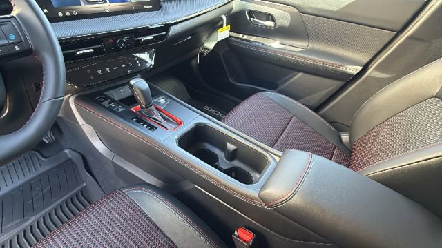 New 2026 Nissan Kicks SR AWD/4WD image 13