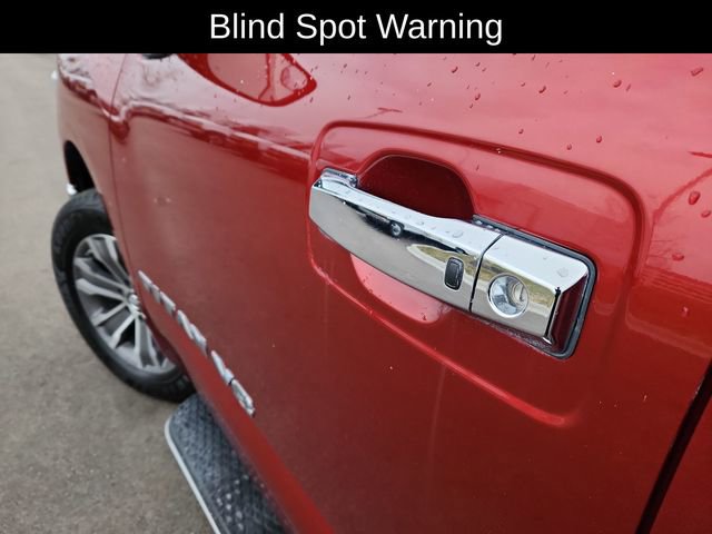 Used 2018 Nissan Titan SL image 20