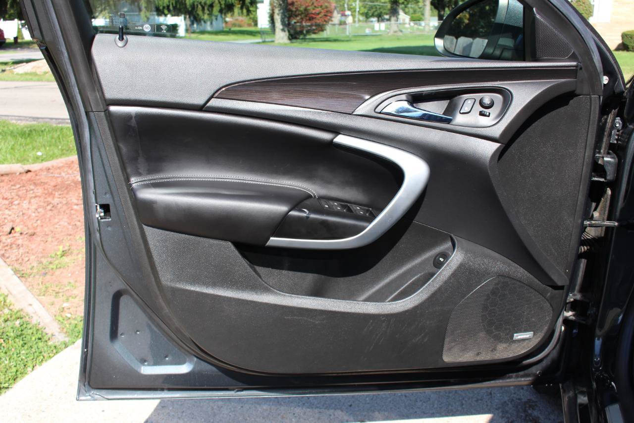 Used 2016 Buick Regal Premium FWD image 12