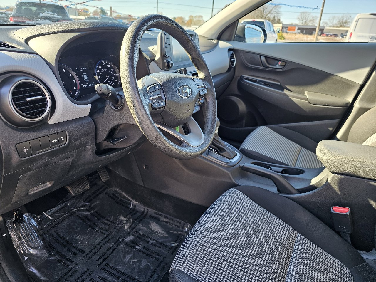 Used 2021 Hyundai Kona SE image 5
