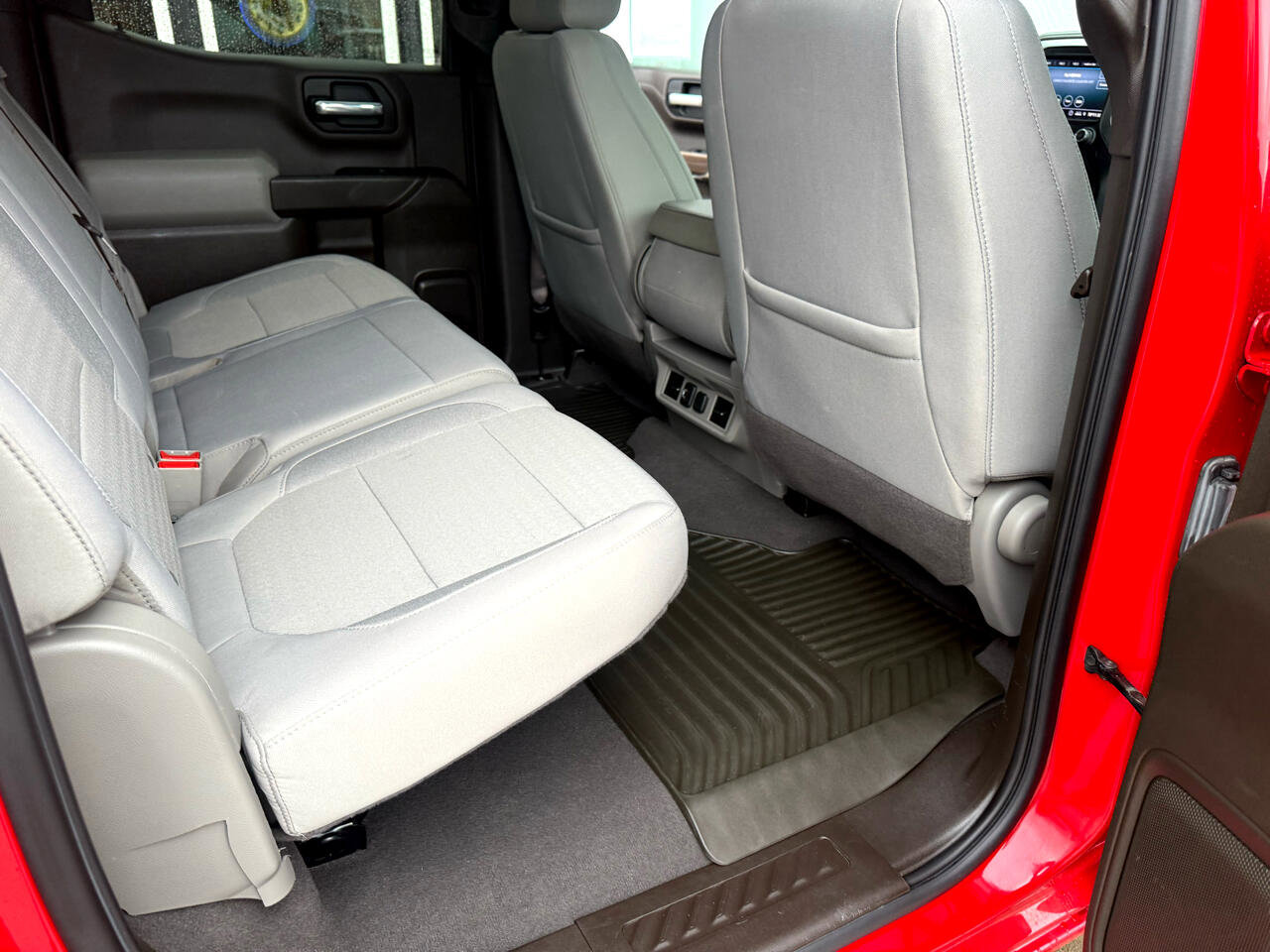 Used 2021 Chevrolet Silverado 1500 LT image 16