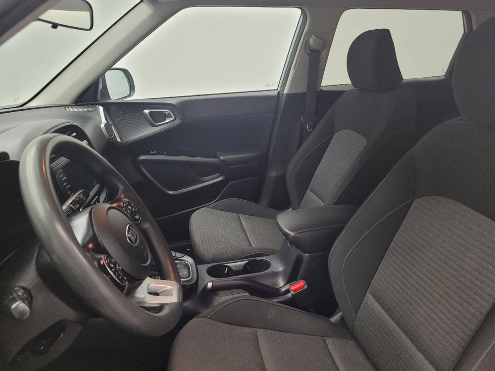 Used 2021 Kia Soul S FWD image 17