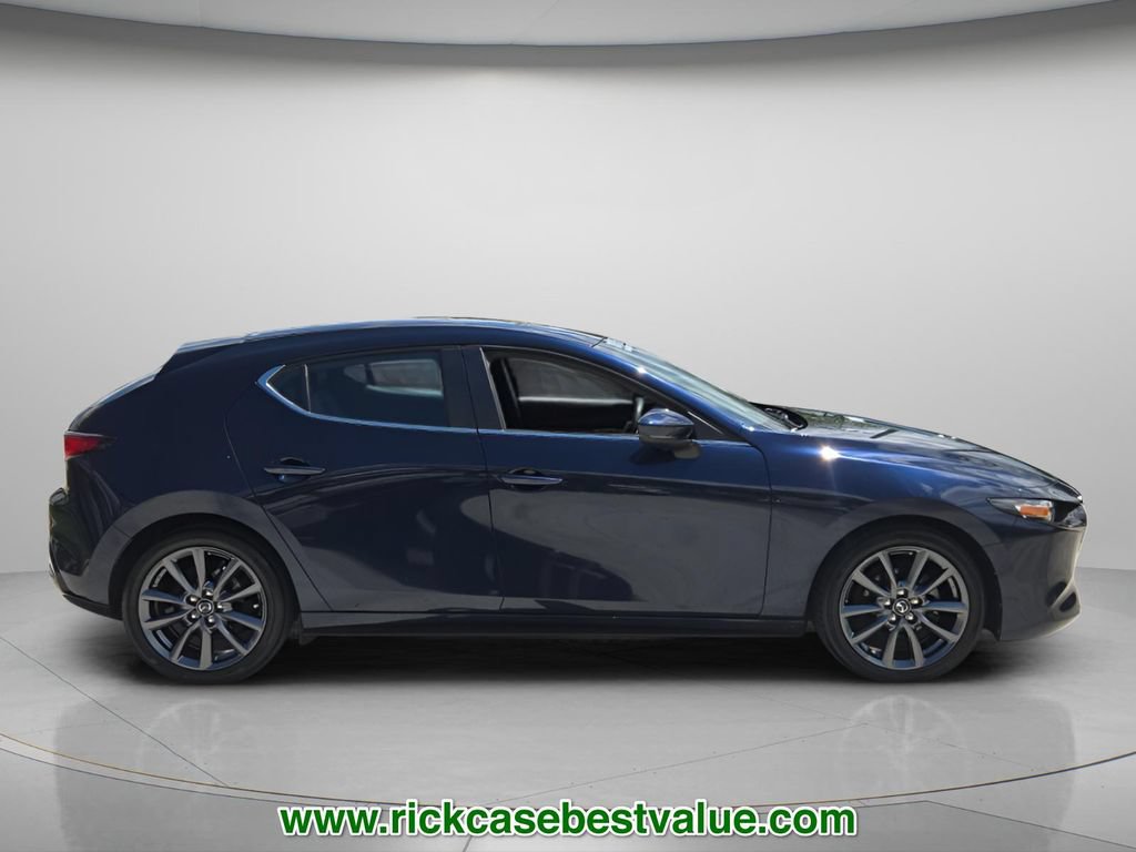 Used 2022 MAZDA MAZDA3 s FWD image 4