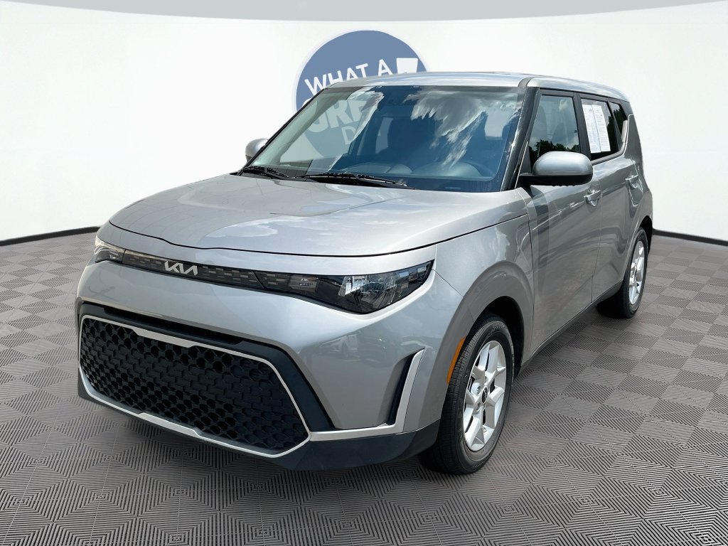Certified 2024 Kia Soul LX w/ Option Group 015
