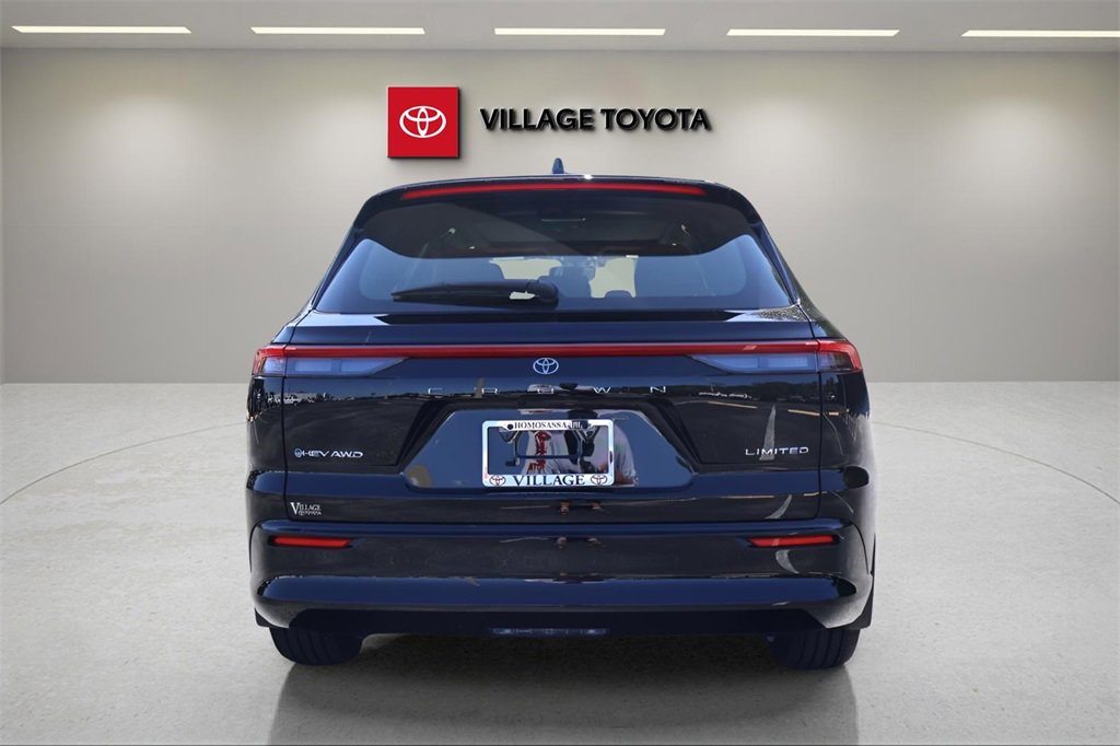 New 2025 Toyota Crown Signia image 7