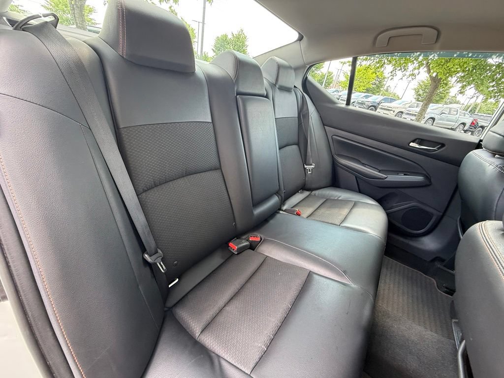 Used 2019 Nissan Altima 2.5 SR FWD image 22