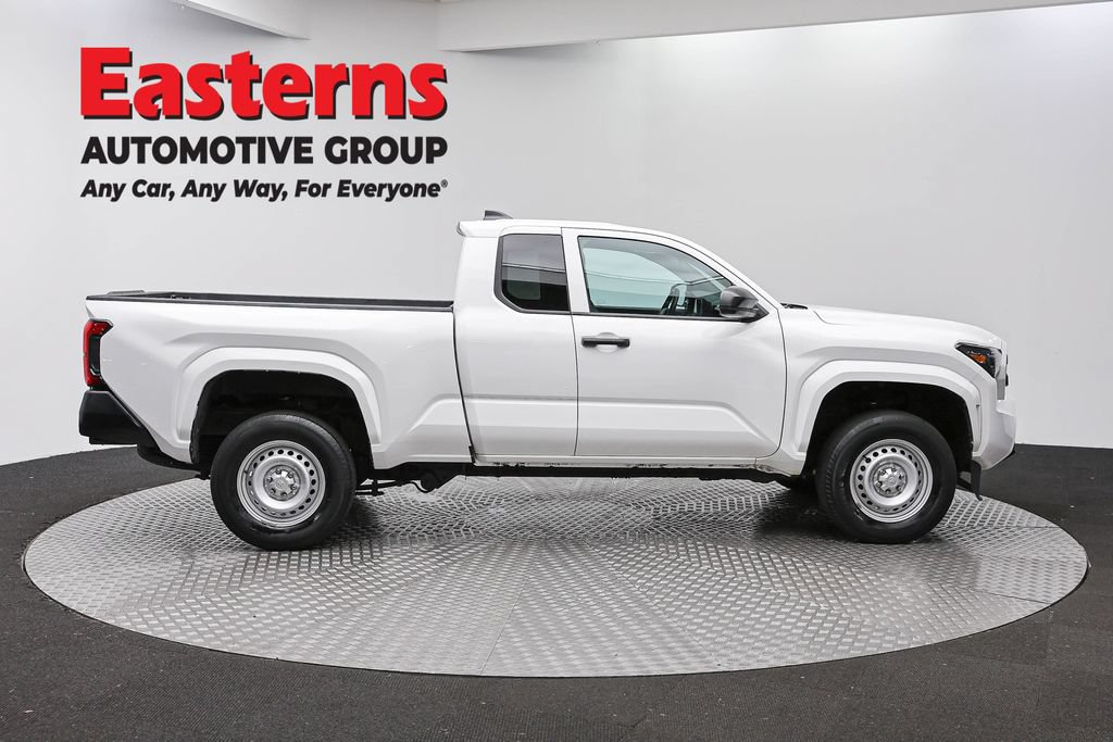 Used 2024 Toyota Tacoma SR RWD image 4