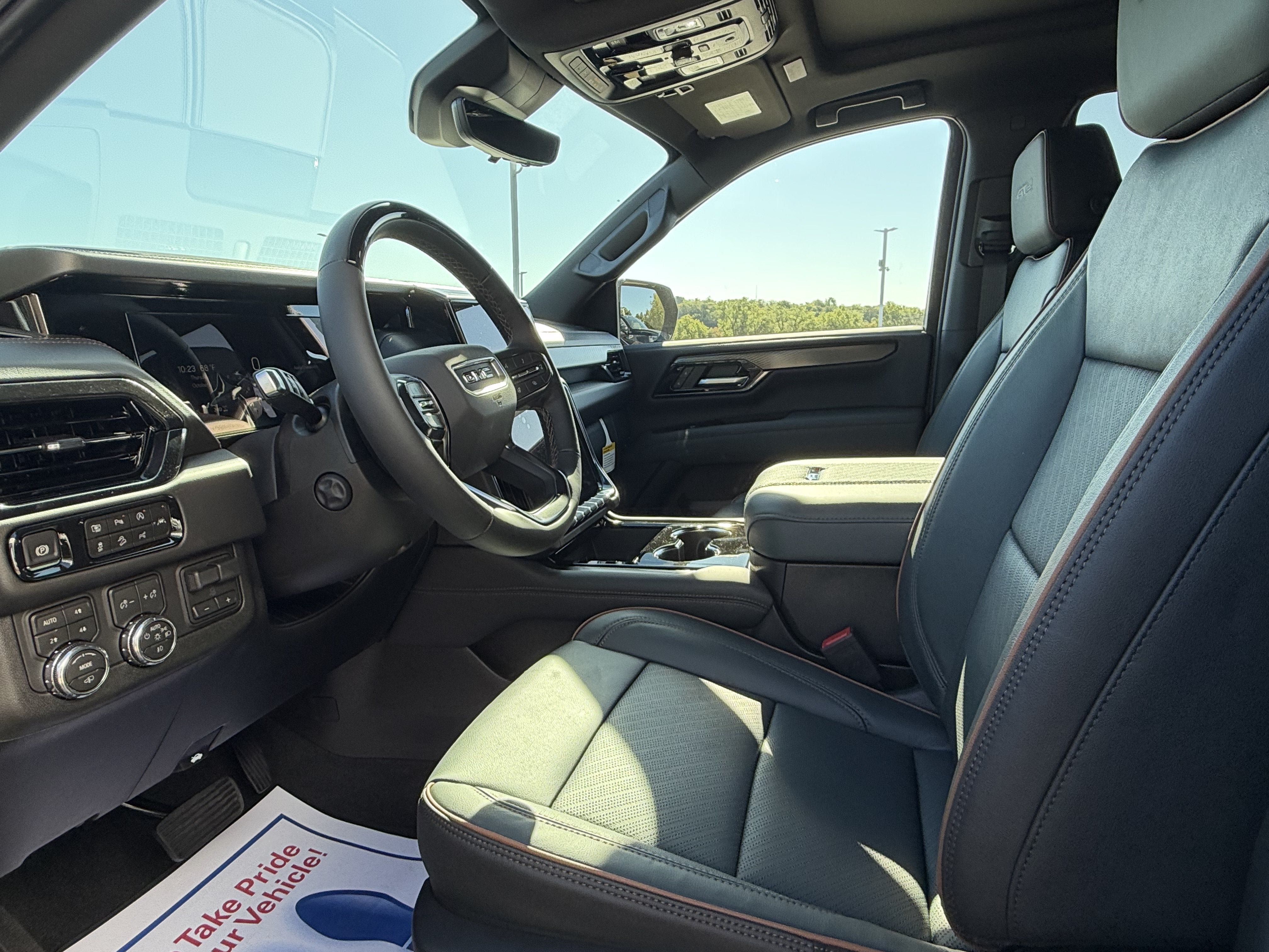 New 2027 GMC Yukon AT4 w/ AT4 Premium Plus Package AWD/4WD image 19