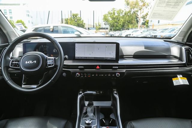 Certified 2024 Kia Sorento S w/ Panoramic Sunroof Package FWD image 14