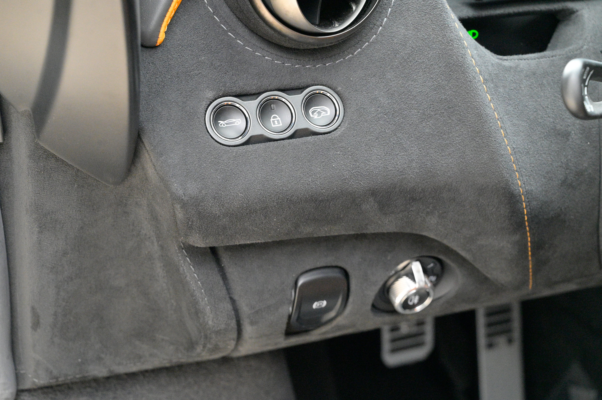 Used 2020 McLaren 720S Performance image 18