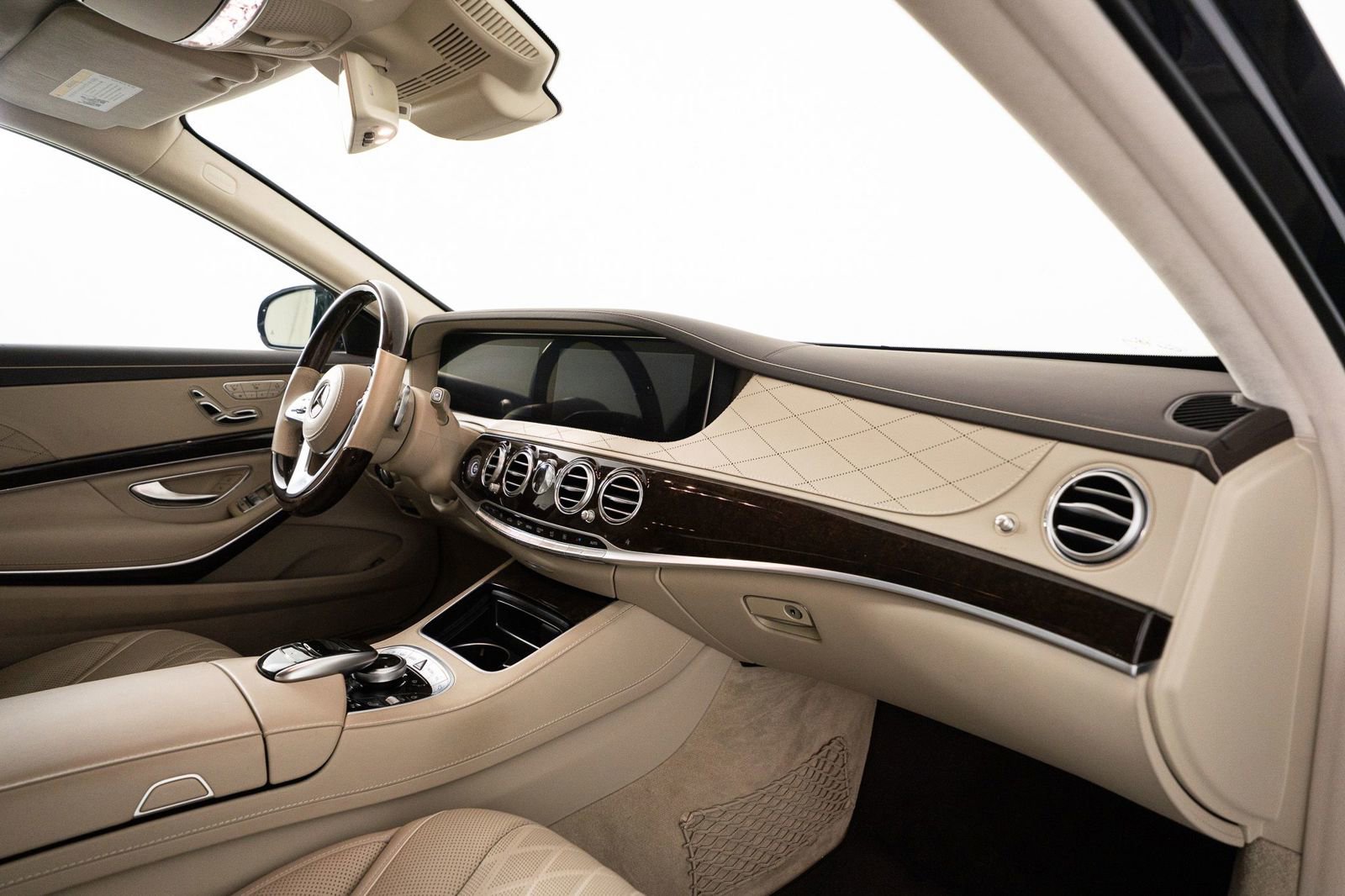 Used 2018 Mercedes-Benz S 560 Sedan image 29