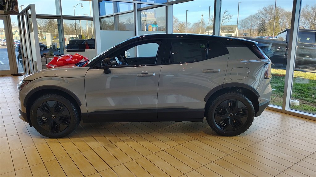 New 2026 Volvo EX30 Cross Country Ultra image 4