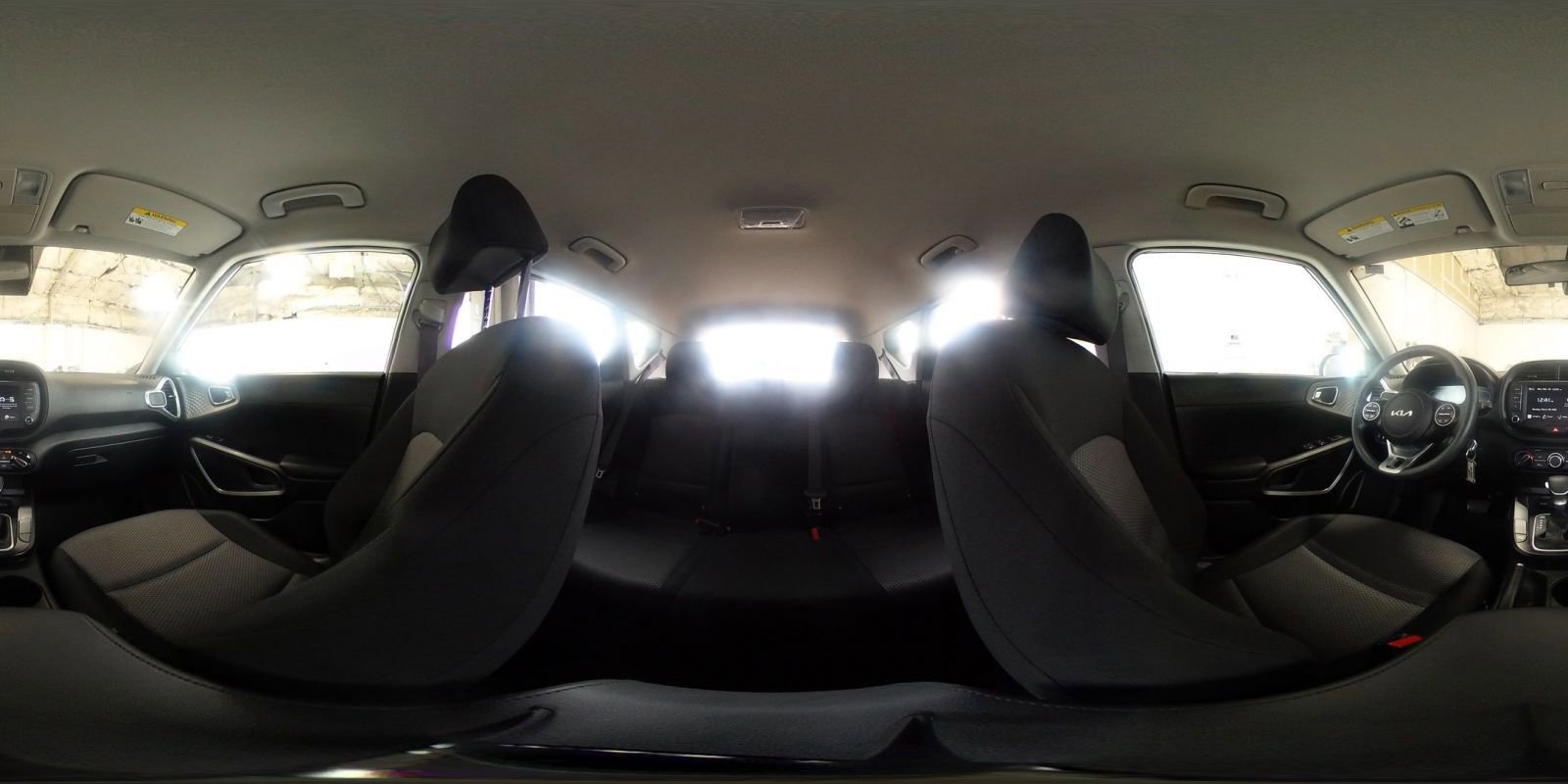 Used 2025 Kia Soul LX w/ LX Technology Package image 40