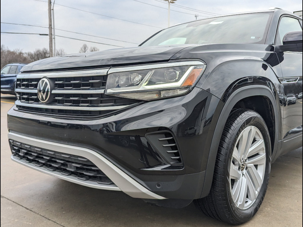 Used 2023 Volkswagen Atlas Cross Sport SE image 13