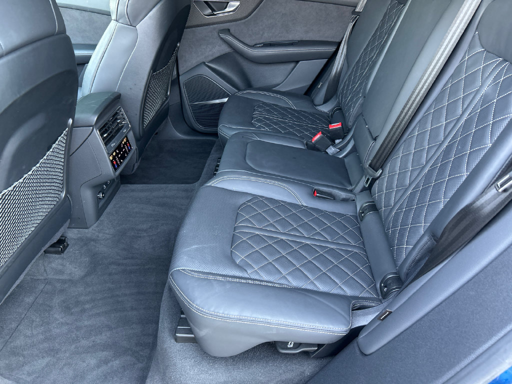 Used 2024 Audi SQ8 Premium Plus AWD/4WD image 26