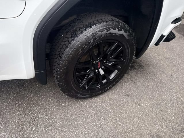 Used 2023 GMC Sierra 1500 Elevation AWD/4WD image 14