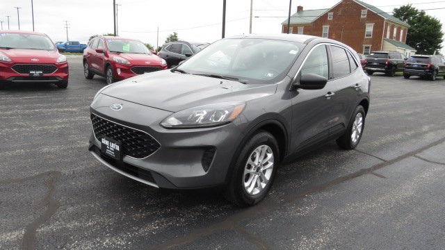 Certified 2022 Ford Escape SE w/ Cold Weather Package image 3