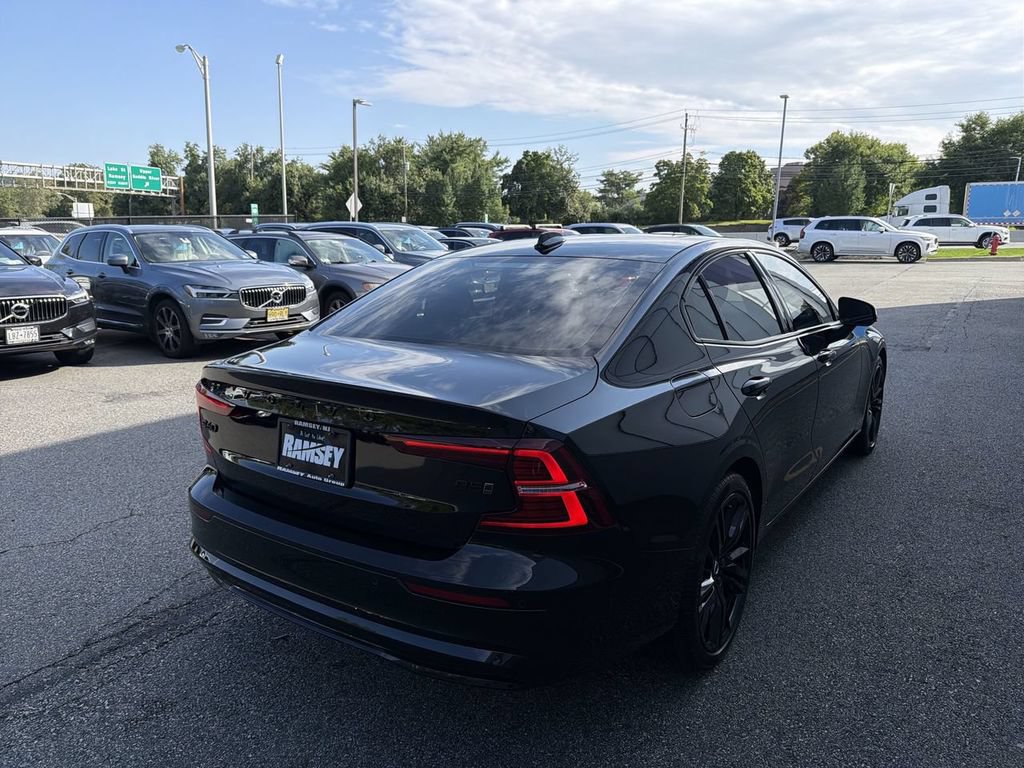 Certified 2024 Volvo S60 B5 Plus w/ Climate Package AWD/4WD image 8
