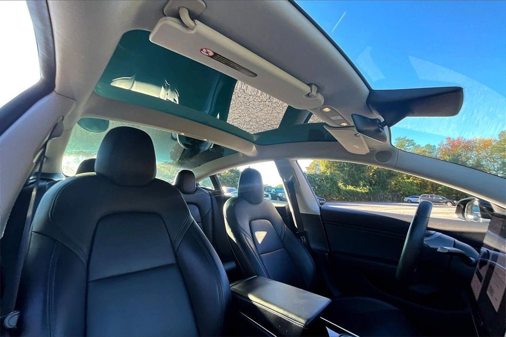 Used 2019 Tesla Model 3 Long Range image 23