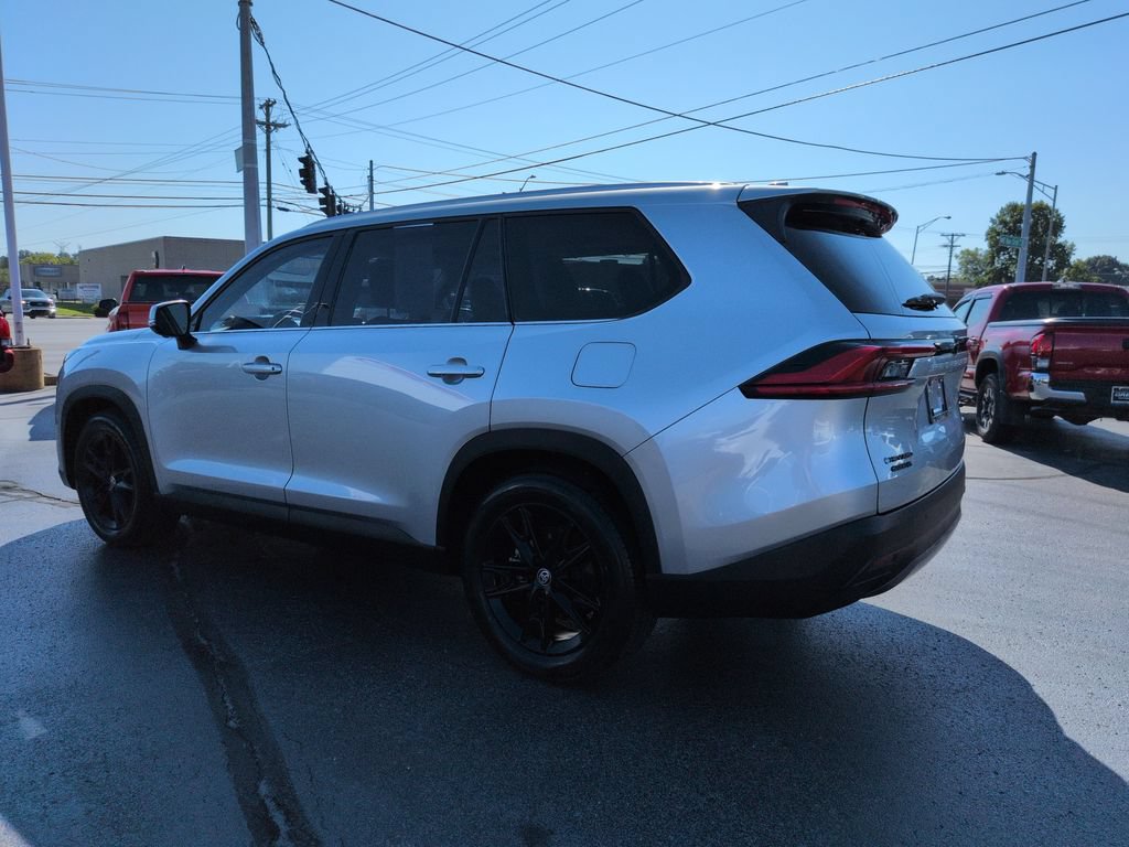 Used 2024 Toyota Grand Highlander AWD Hybrid image 3