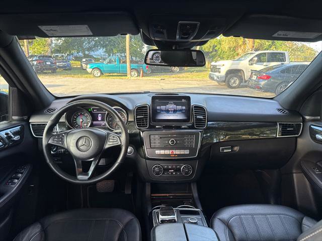 Used 2018 Mercedes-Benz GLE 350 w/ Premium 1 Package image 24