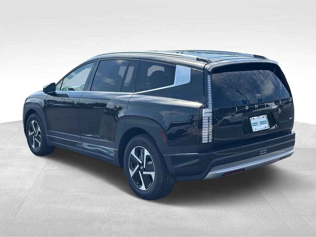 New 2026 Hyundai Ioniq 9 SE image 3