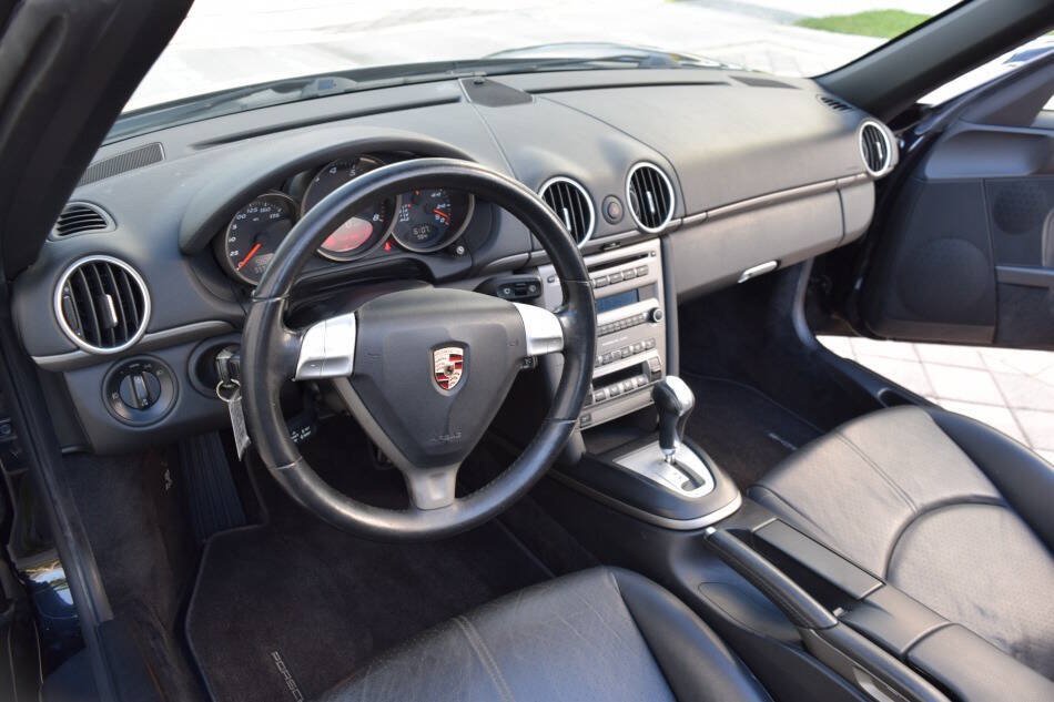 Used 2005 Porsche Boxster RWD image 55