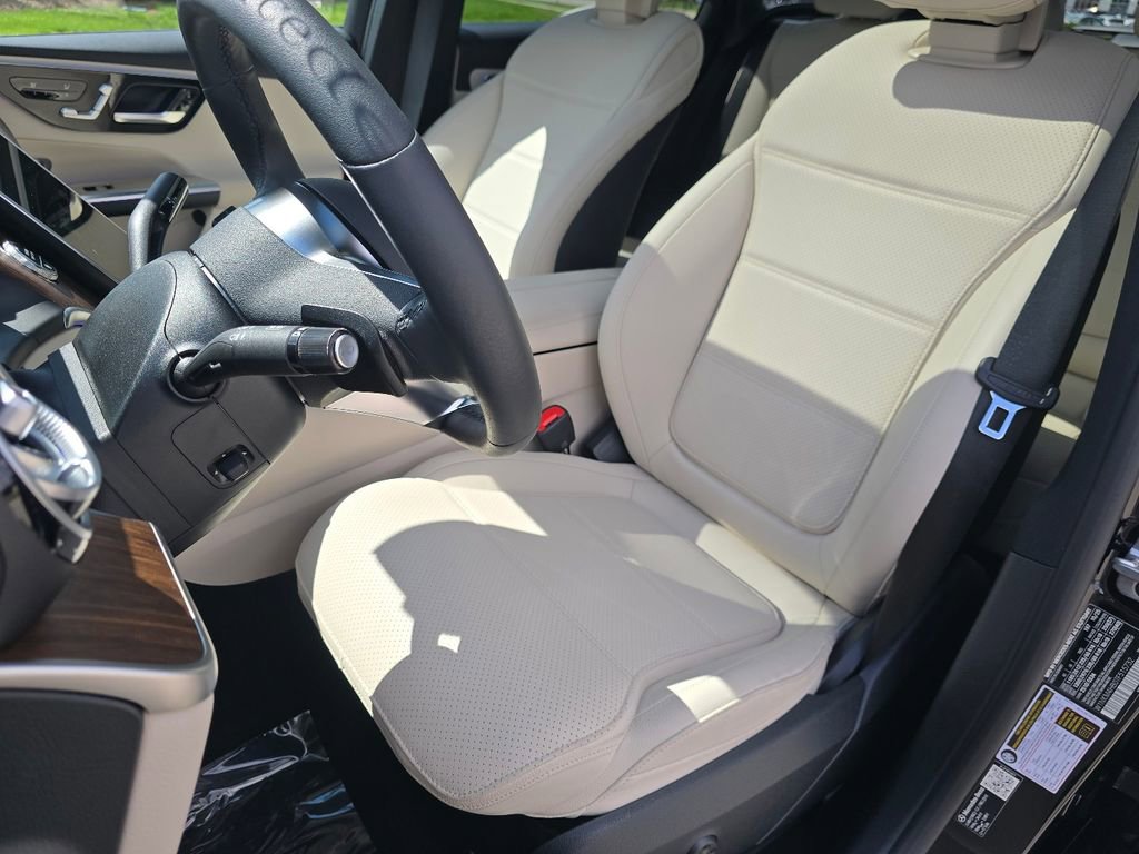 Certified 2026 Mercedes-Benz GLC 300 4MATIC image 26