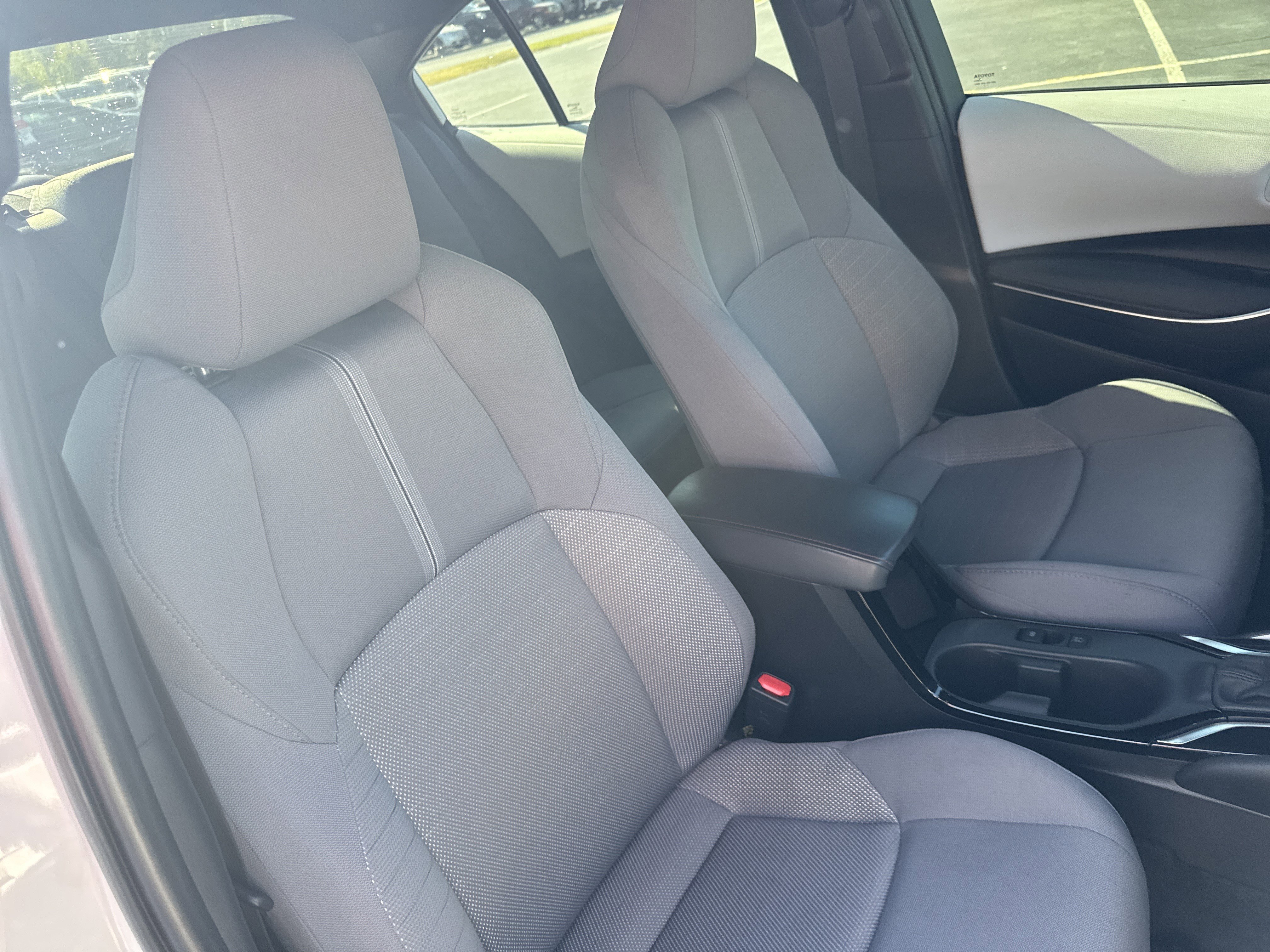 Used 2024 Toyota Corolla SE FWD image 34